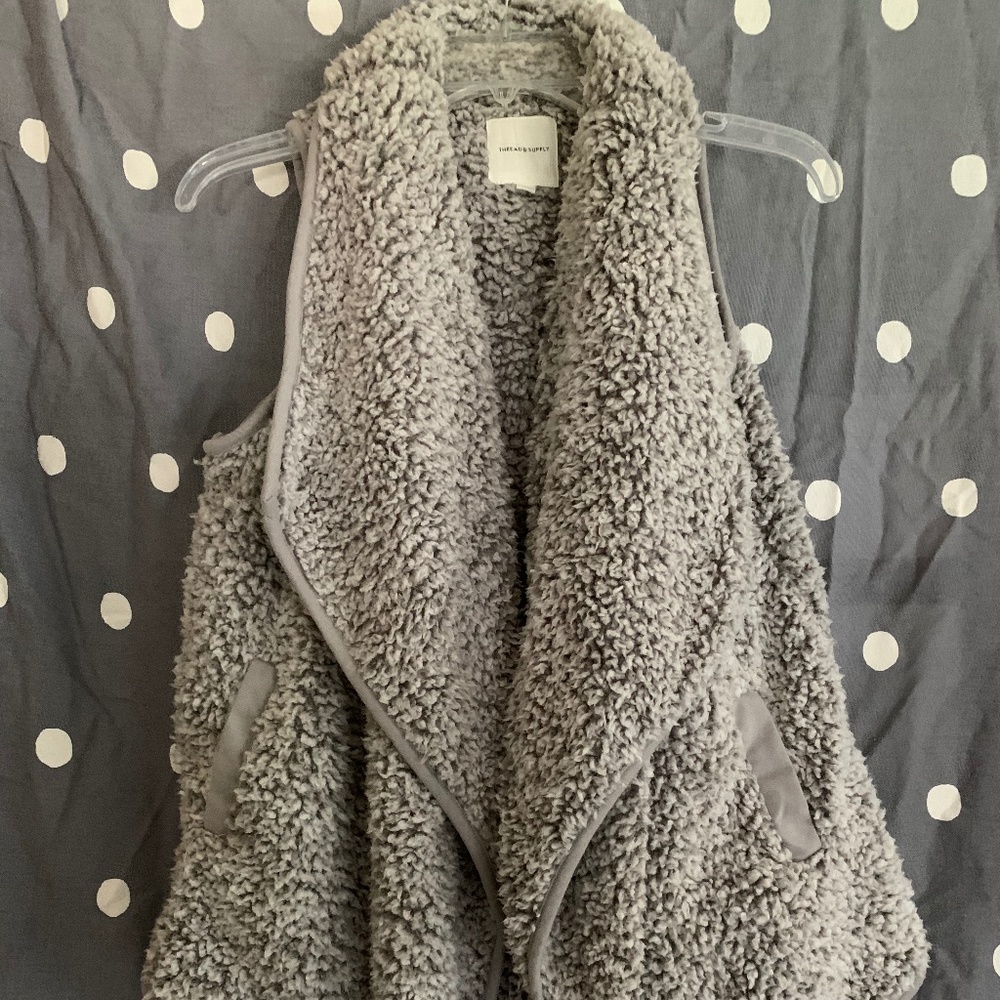 Thread & Supply Sherpa Vest